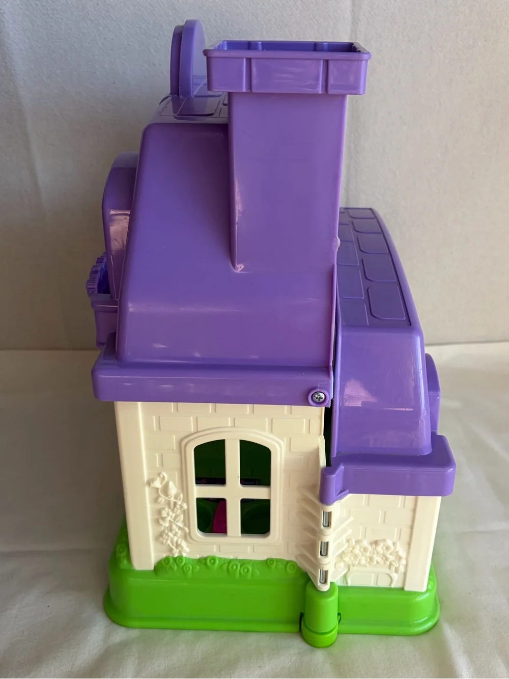 Vintage Fisher-Price Little People Happy Sounds Home 2008